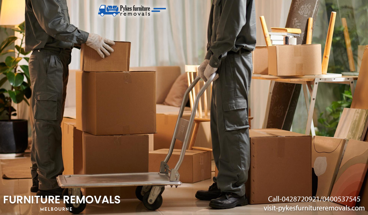 You are currently viewing Types of Services & Top Benefits of Hiring Furniture Removals